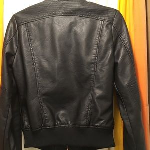guess leather bomber jacket